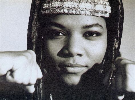  Queen Latifah'ın İstanbul Konseri: Hip-Hop Efsanesinin Türkiye İle Buluşması mı, Yoksa Küçük Bir Hüsran mı?